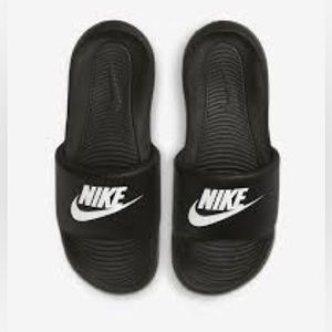Nike black Victori slides